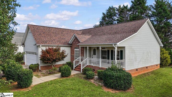 Property Photo: 105 Topaz Lane SC 29341