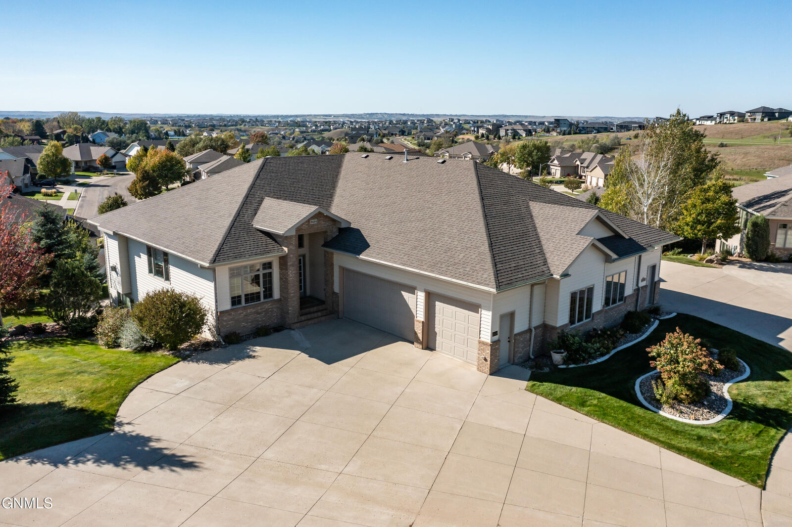 Property Photo: 3424 Chevelle Circle ND 58503