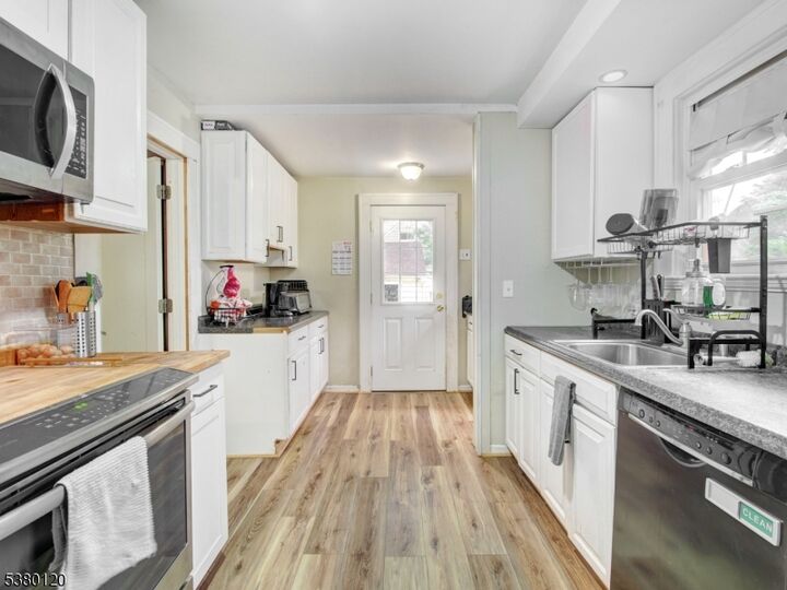 Property Photo:  1093 Lynwood Ave  NJ 07646 