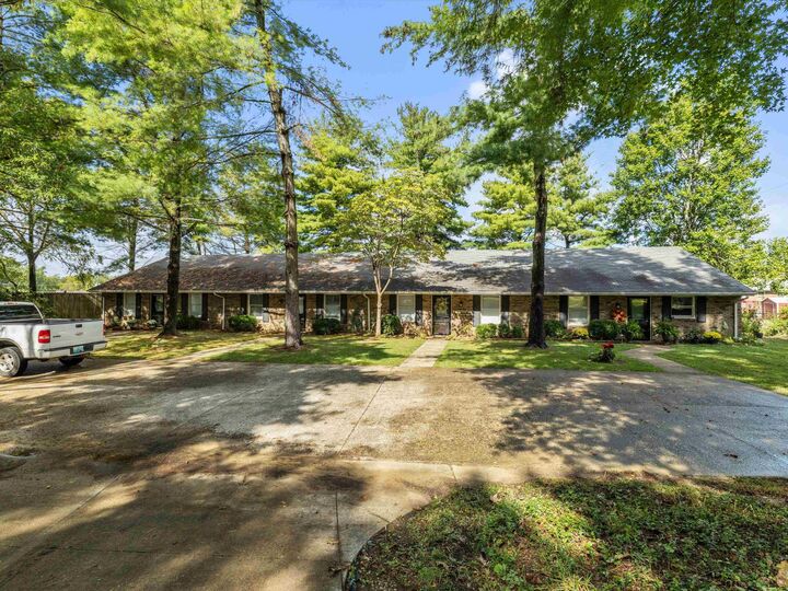 Property Photo: 2127 Augusta Dr Unit C KY 42420
