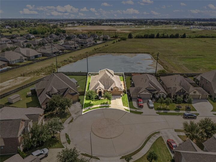 Property Photo:  26307 Cloverbank Lane  TX 77406