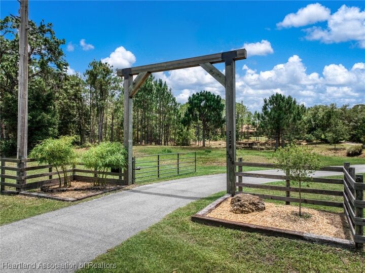 Property Photo: 3324 Miller Avenue FL 33852