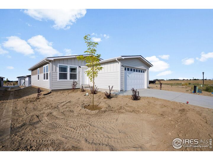 Property Photo: 533 Book Cliffs Dr CO 80537