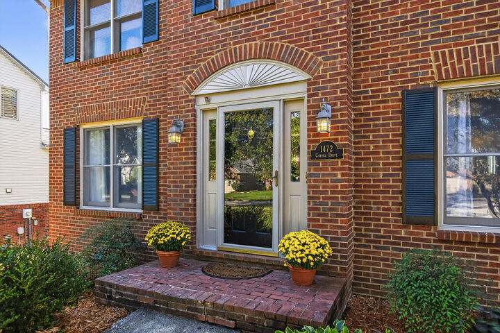 Property Photo:  1472 Corona Drive  KY 40514