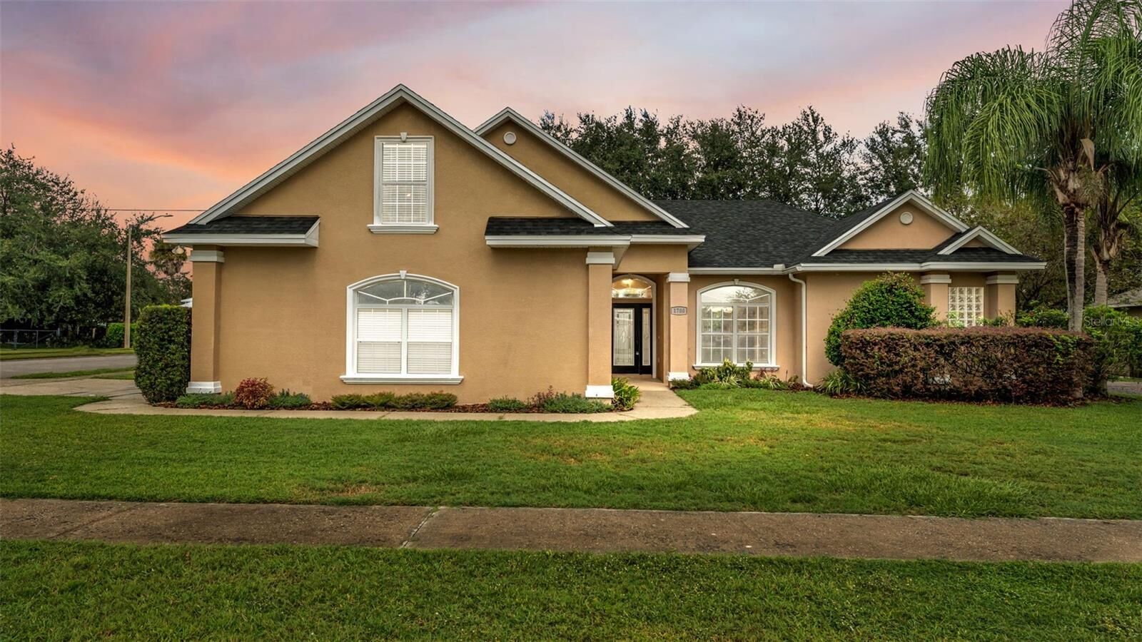 Property Photo: 1700 Saddlewood FL 33830