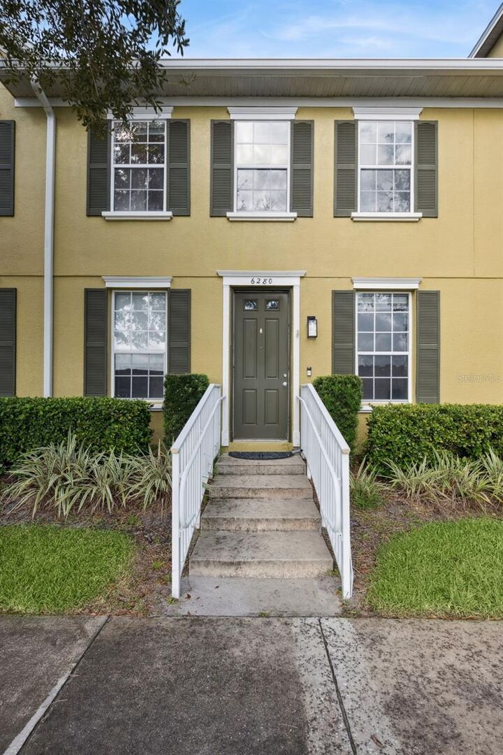 Property Photo: 6280 Bristol Channel Way FL 32829