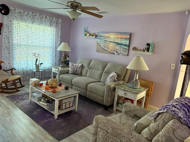 Property Photo: 1331 S Allendale Avenue FL 34239