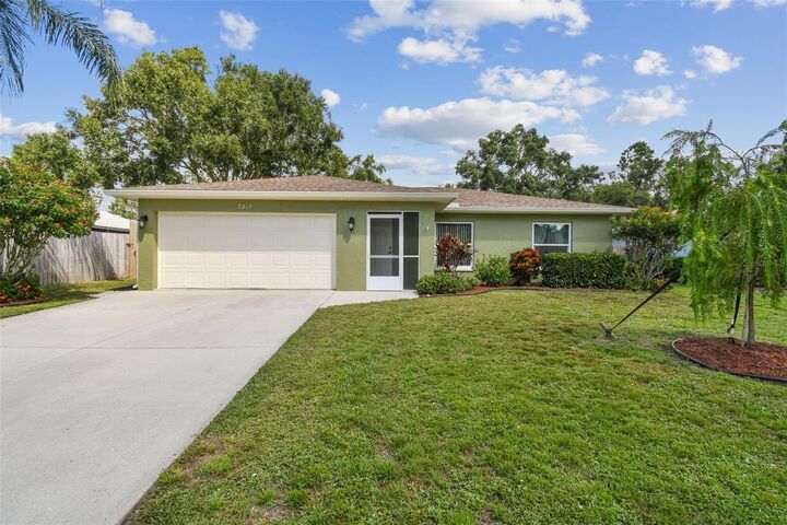 Property Photo: 7217 Rangi Drive FL 34241