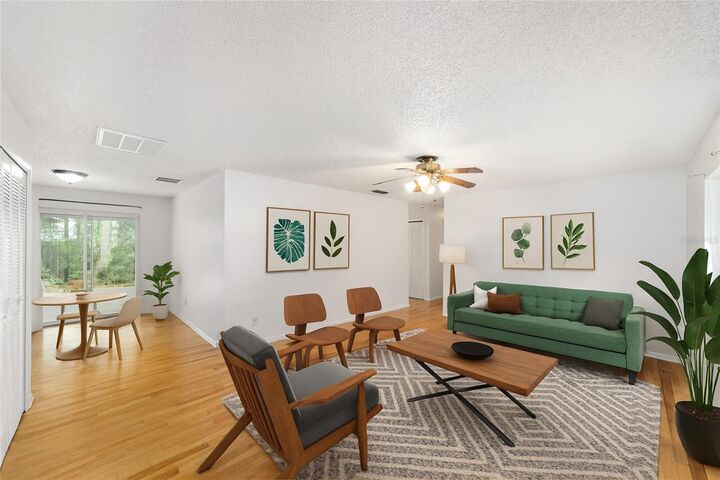 Property Photo: 4224 NW 20th Drive FL 32605