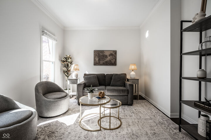 Property Photo: 1498 Pondview IN 46032