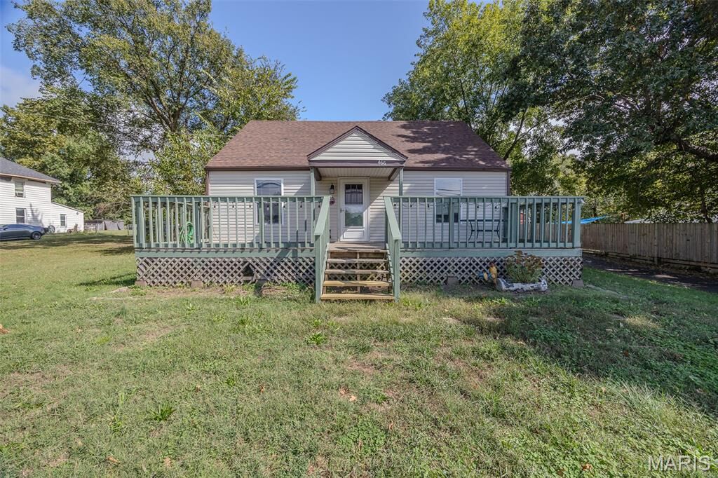Property Photo:  466 Lynn Street  MO 65536 