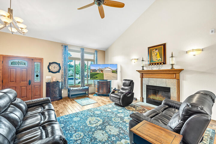 Property Photo:  3806 29 St  WI 53144 