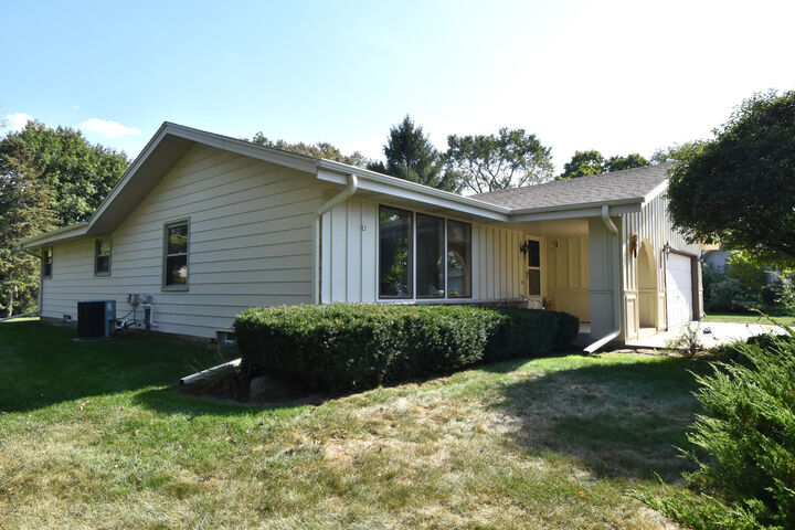 Property Photo:  7626 S 73rd St  WI 53132 