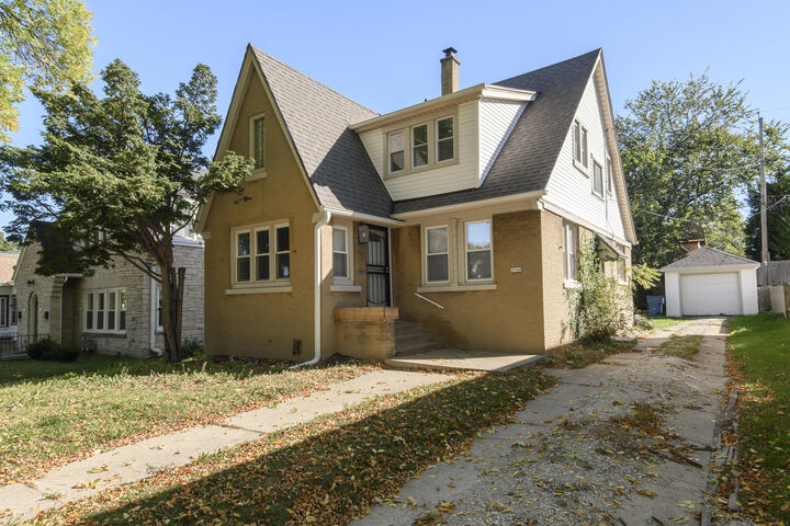 2948 N 56th St  Milwaukee WI 53210 photo