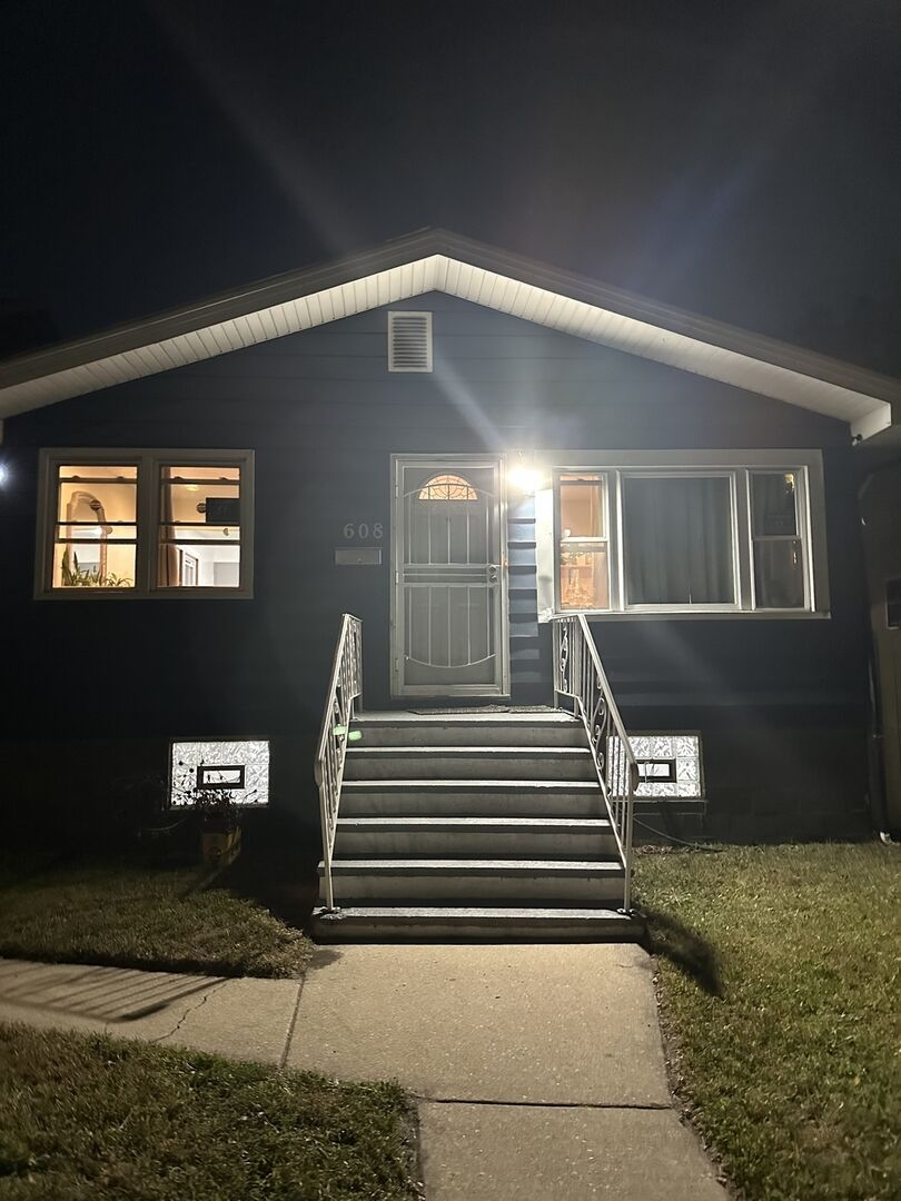 Property Photo: 608 Forsythe Avenue IL 60409