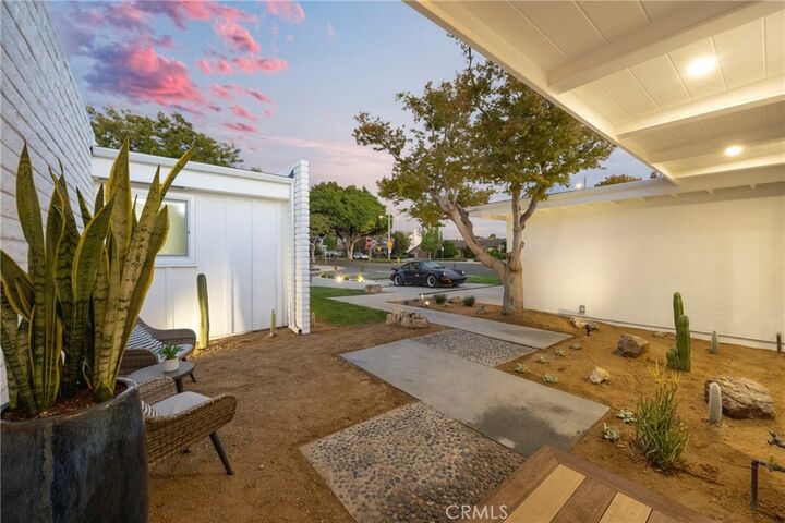 Property Photo:  3391 Rossmoor Way  CA 90720