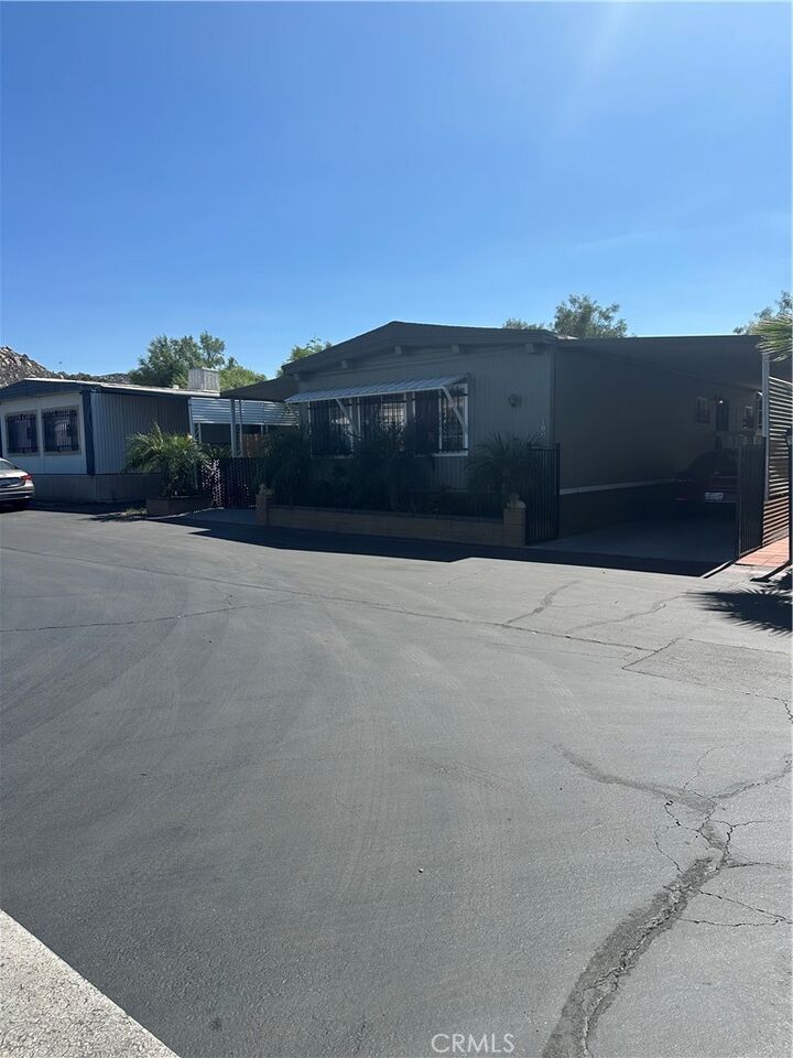 Property Photo: 1455 S State #186 CA 92543