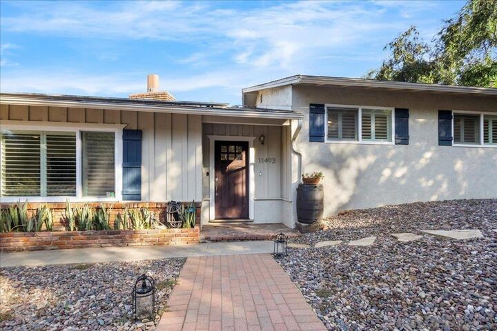 Property Photo: 11493 Eucalyptus Hills Dr CA 92040
