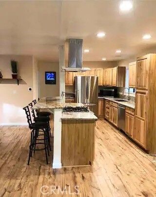 Property Photo: 27957 Lakes Edge CA 92352