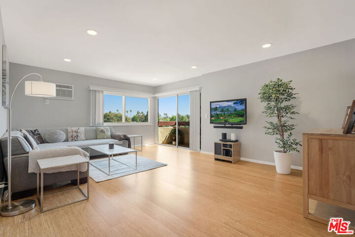 8001 Redlands Street 207  Playa Del Rey CA 90293 photo