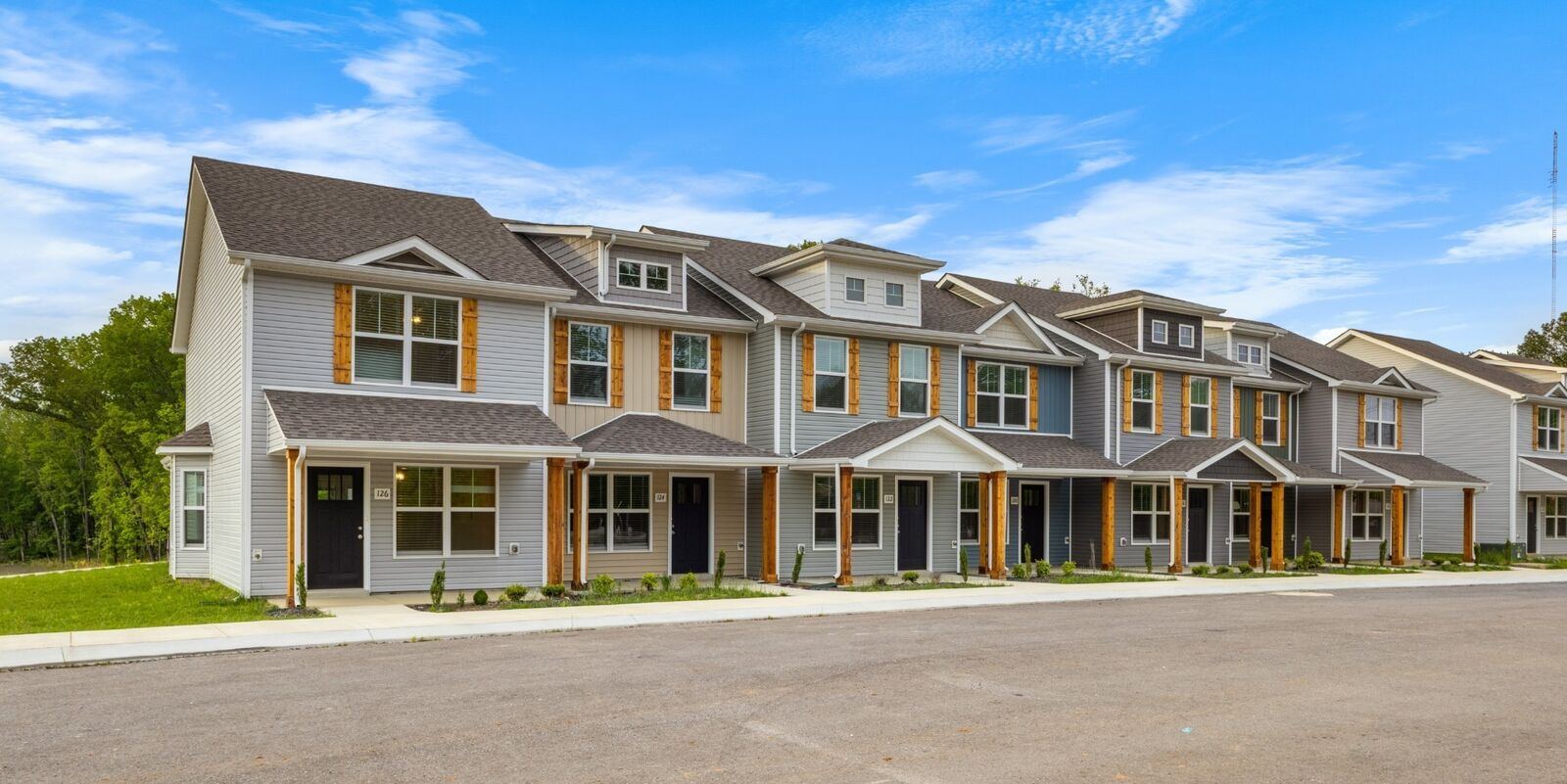 Property Photo:  134 Quarry Point Dr  TN 37043 