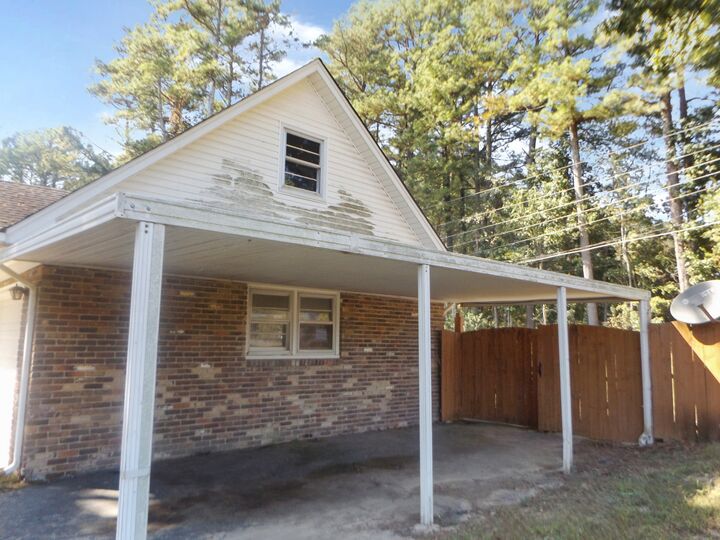 Property Photo: 303 Shady Ln TN 38464