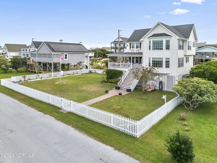 Property Photo: 1103 S Topsail Drive NC 28445