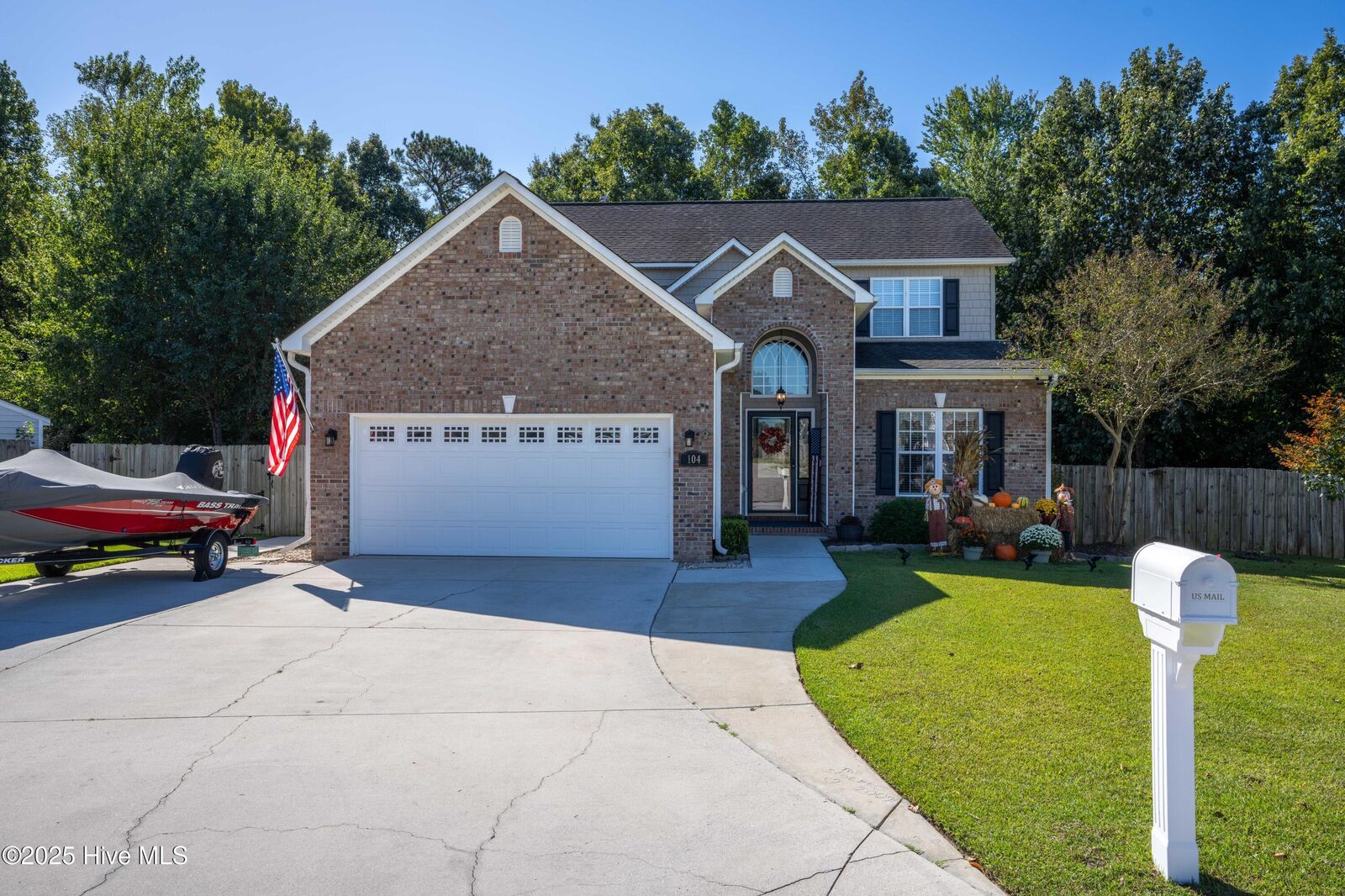 Property Photo:  104 Highwood Court  NC 28546 