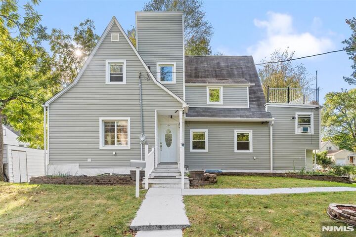 234 Liberty Road  Teaneck NJ 07666 photo