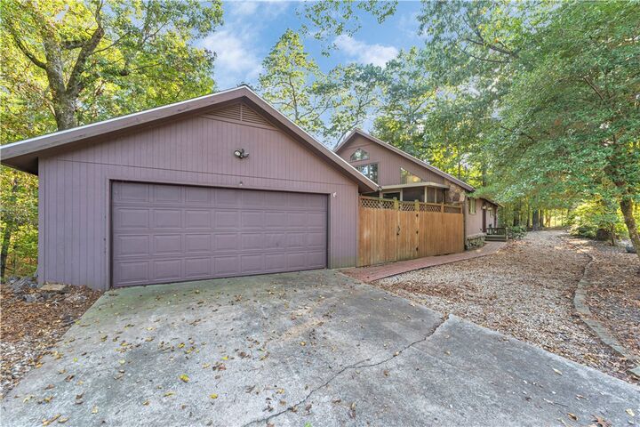 Property Photo:  41 Buckingham Drive  AR 72714 