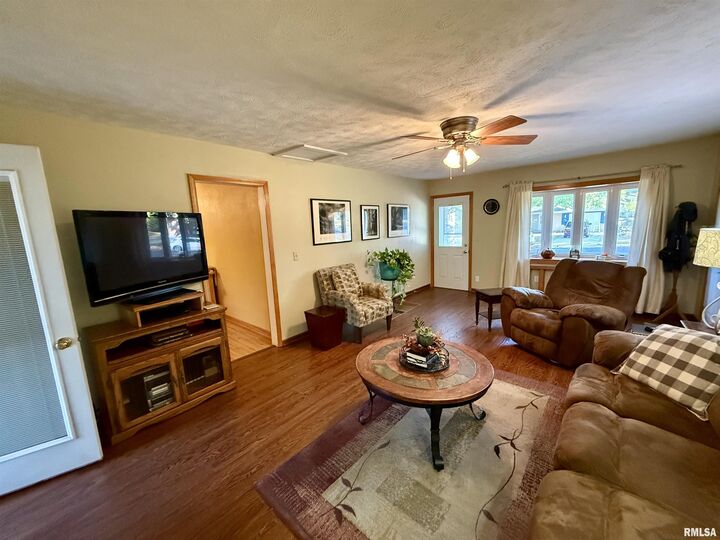 Property Photo: 608 W Burton Avenue IL 61530