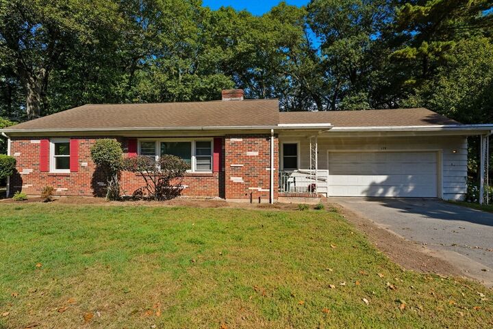 128 Warren Rd  Framingham MA 01702 photo