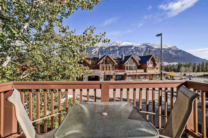 Property Photo: 70 Dyrgas Gate 1105 AB T1W 3J6
