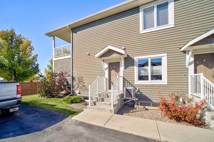 205 Lettice Perry Road N #6  Lethbridge AB T1H 6Z3 photo