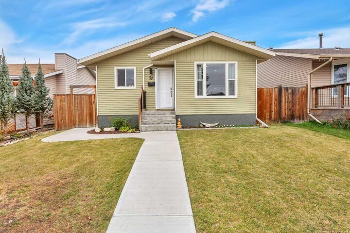57 Erickson Drive  Red Deer AB T4R 1X8 photo
