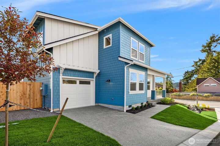 Property Photo:  17  Beargrass Lane NE  WA 98370 