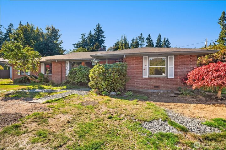 Property Photo:  23902 W 48th Avenue  WA 98043 