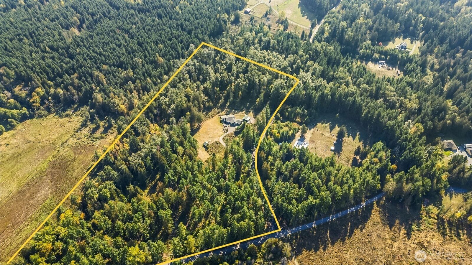 Property Photo: 36003 36th Avenue E WA 98328
