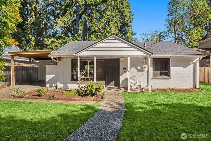 Property Photo: 23103 52nd Avenue W WA 98043