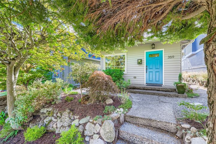 Property Photo:  359 N 75th Street  WA 98103 