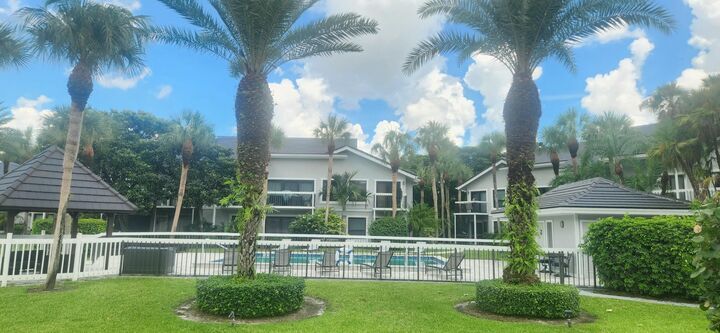 Property Photo: 11863 Wimbledon Circle 416 FL 33414