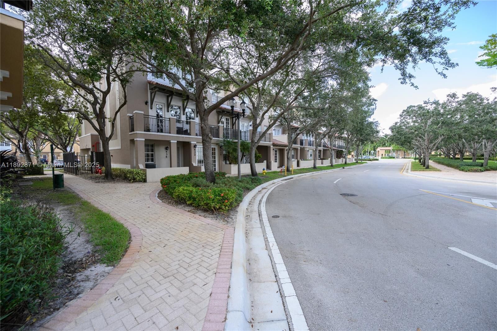 Property Photo:  430 SW 147th Ave  FL 33027 