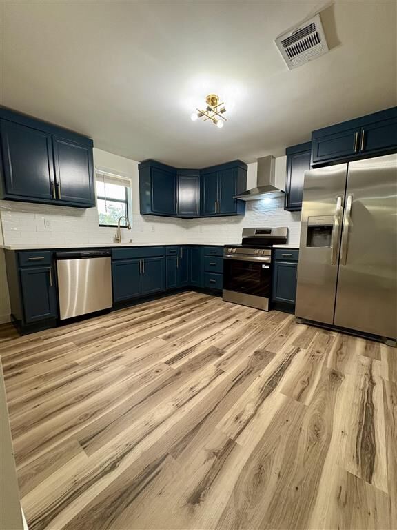 Property Photo: 814 18th Street LA 70601