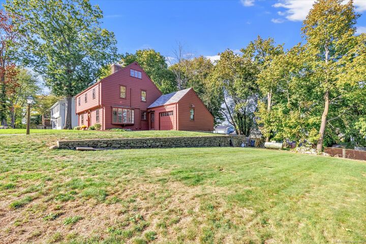 Property Photo:  58 Academy Hill Terrace  CT 06615 