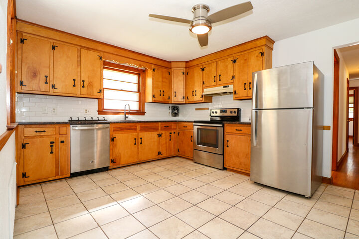 Property Photo: 408 Shelton Avenue CT 06484