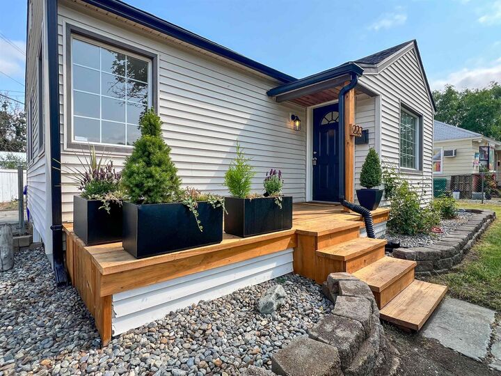 Property Photo:  223 E Graves Rd  WA 99218 