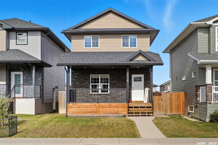 218 Kloppenburg Way  Saskatoon SK S7W 0N6 photo