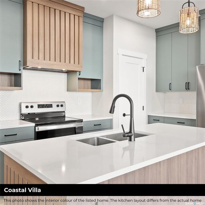 Property Photo: 3088 Dumont Way SK S4V 3Z3