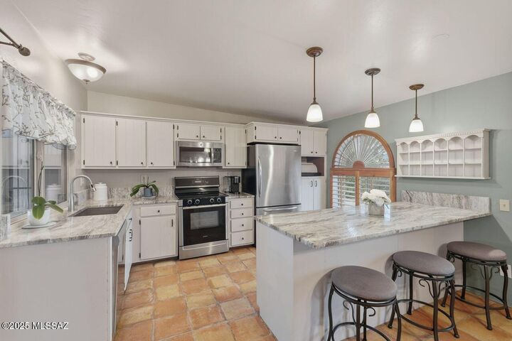 Property Photo: 3150 S Eastview Avenue AZ 85730