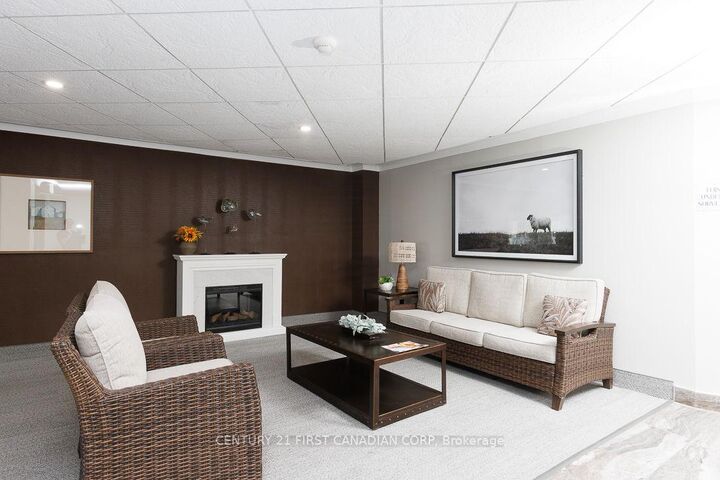 Property Photo:  500 Talbot Street 503  ON N6A 2S3 